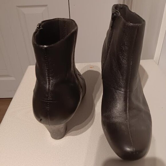 Short Boots - Picture 3 of 3